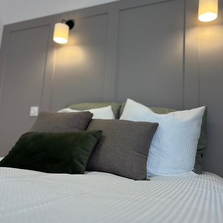 Apartmán Duplex Raffine, Elegant & Climatise - La Mezz Nîmes Exteriér fotografie